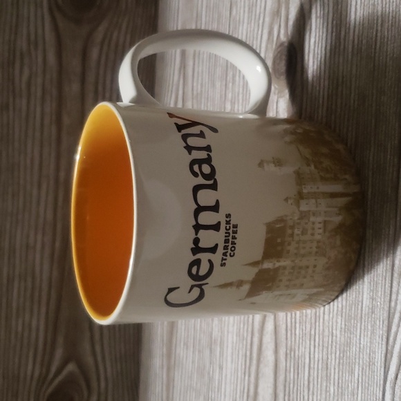 Starbucks Other - Starbucks 16 fl. oz been there collection Germany